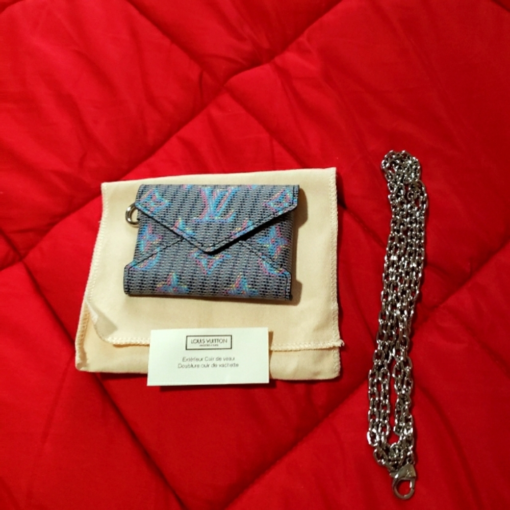Louis Vuitton Kirigami necklace